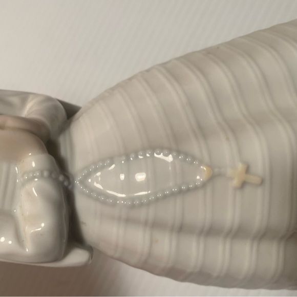 Lladro Nao First Communion Figurine - Picture 7 of 8